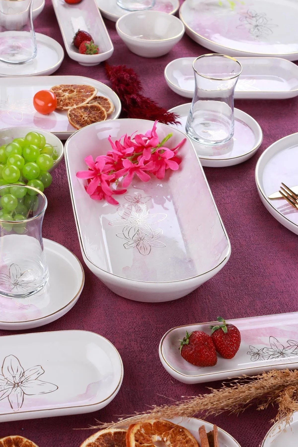 31 Pieces Pink and White Floral Breakfast Set for 6 Persons