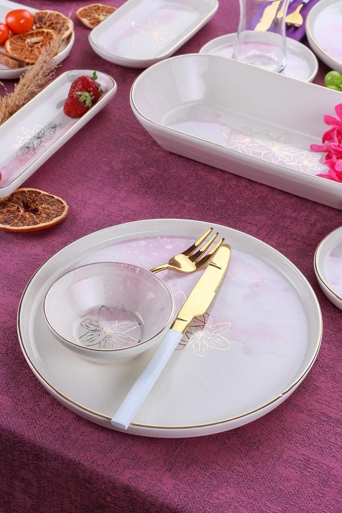 31 Pieces Pink and White Floral Breakfast Set for 6 Persons