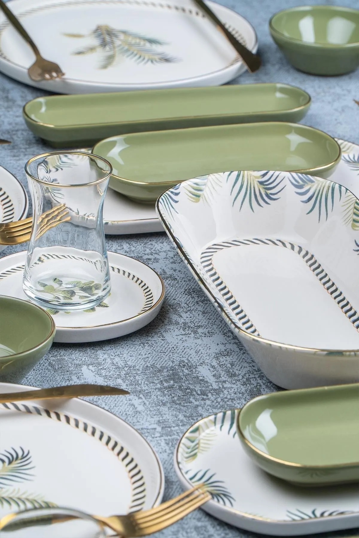 Pieces Green and White Patterned Gold Gilded Breakfast Set